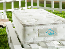 Lade das Bild in den Galerie-Viewer, Matratze